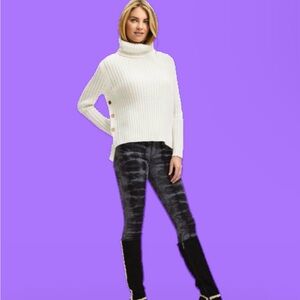 NWT 2 Scoop Ribbed Turtleneck Sweater Side Buttons
